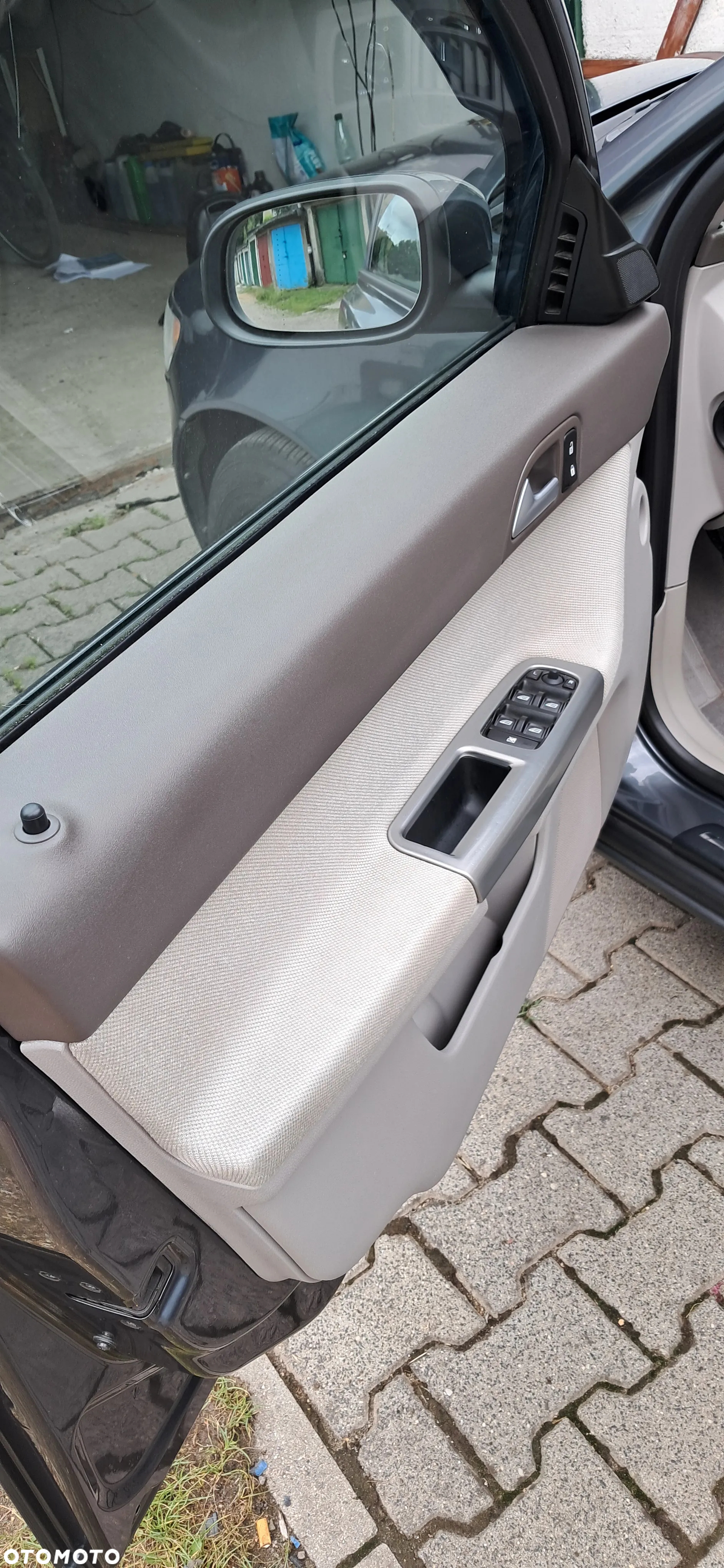Volvo S40 1.6 - 16