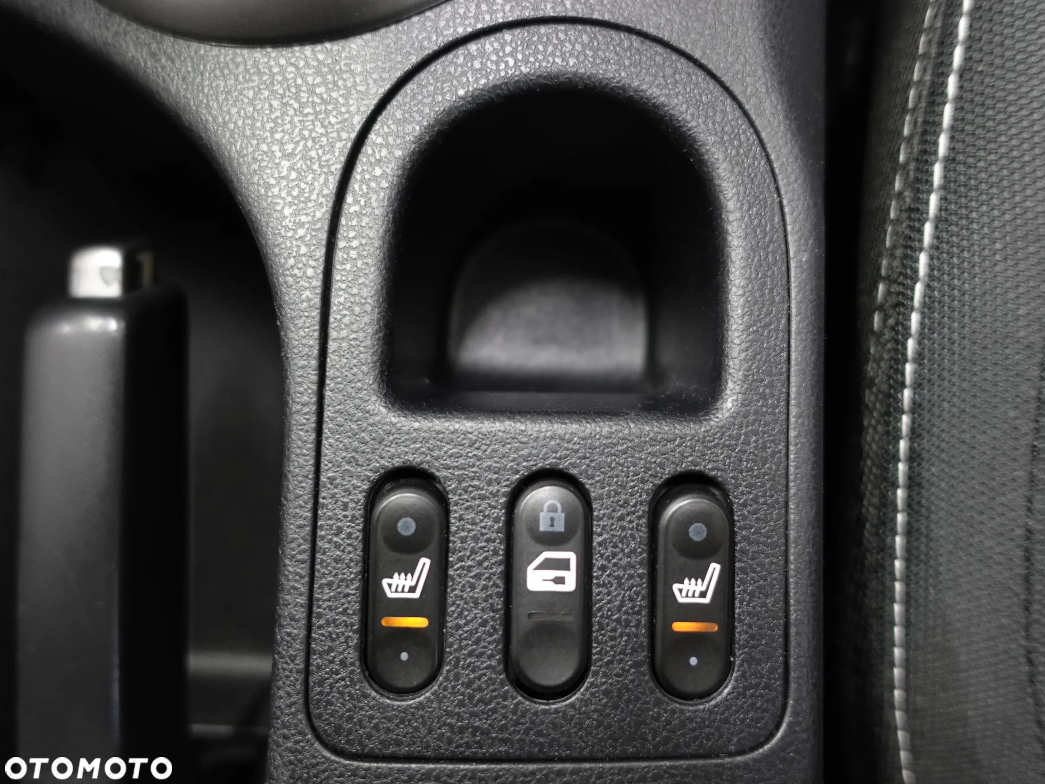 Nissan Qashqai+2 2.0 I-Way - 38