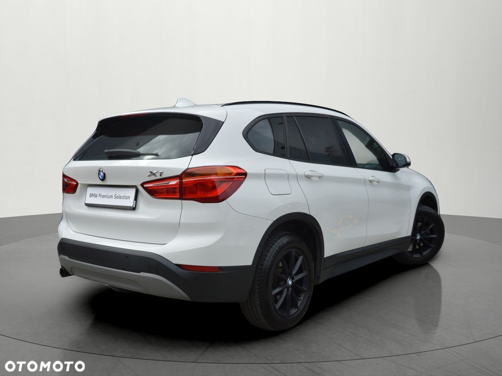 BMW X1 - 15