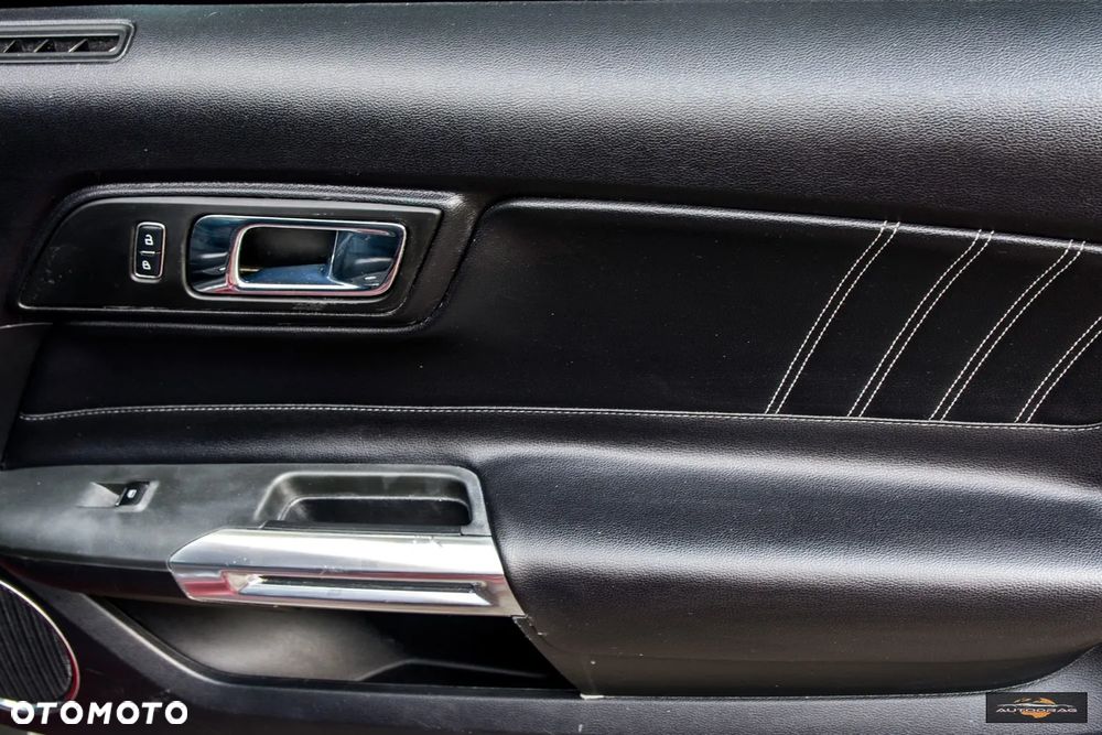 Ford Mustang 2.3 Eco Boost - 28