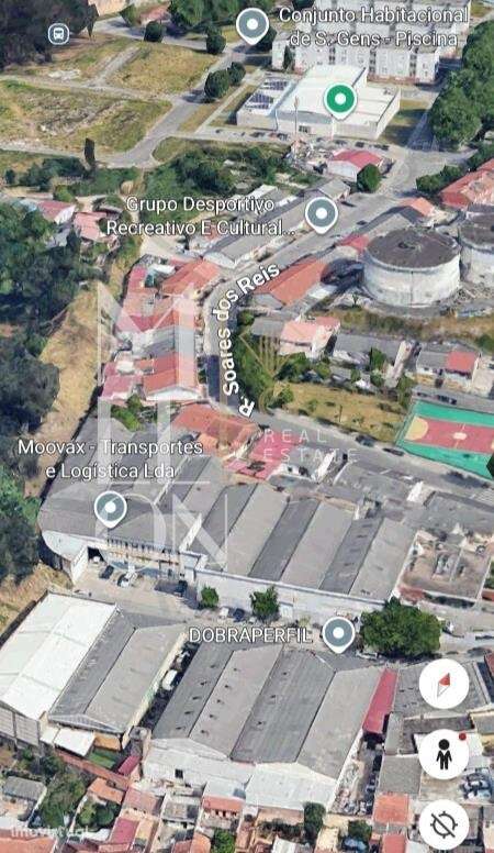 Três armazéns em Custóias. - Grande imagem: 2/2