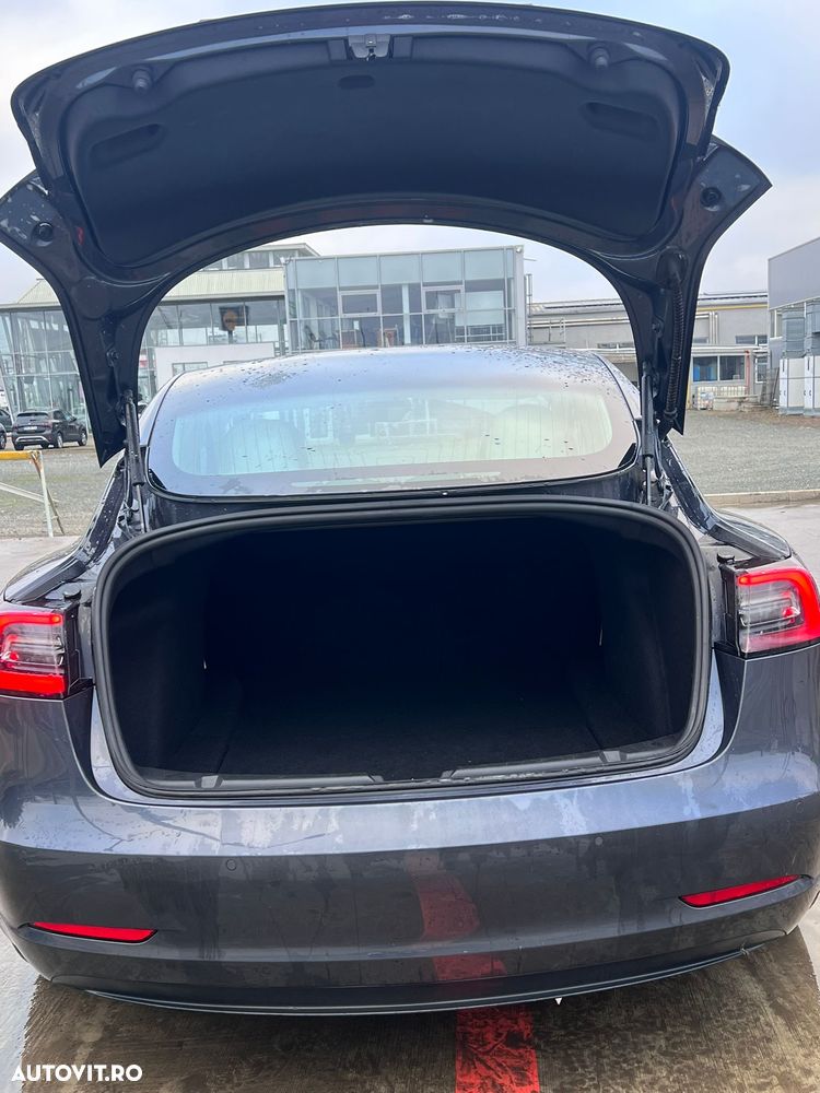Tesla Model 3 RWD Hinterradantrieb - 17