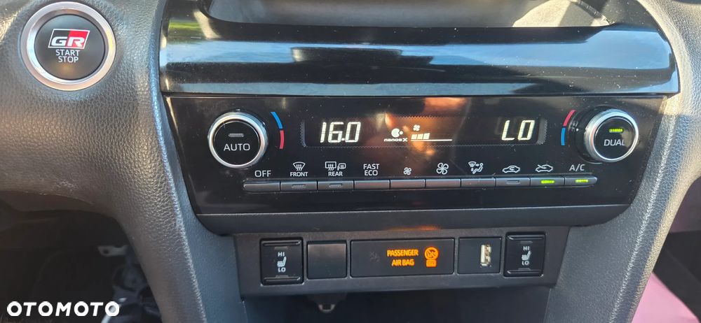 Toyota Yaris Cross - 16