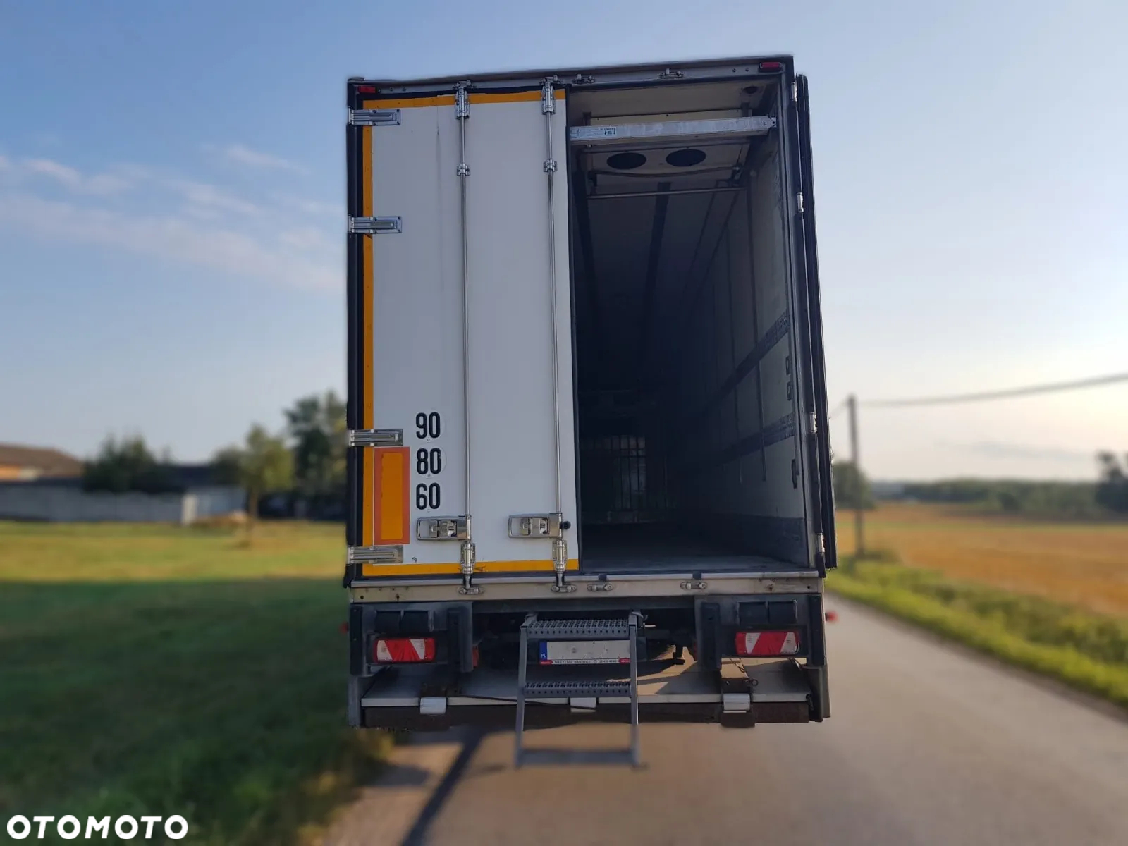 Fruehauf NACZEPA FRUEHAUF Multitemperatura 2015 Doppelstock Winda - 9