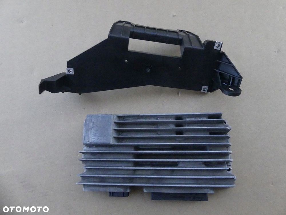 dw audi a5 wzmacniacz bang olufsen 8t1035223a - 1