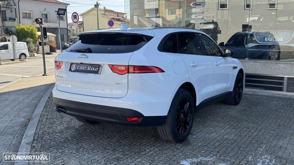 Jaguar F-Pace 2.0 i4D Pure Aut. - 8