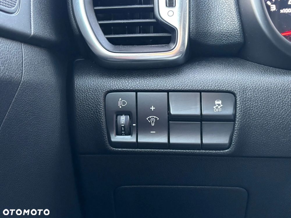 Kia Sportage 1.6 GDI M 2WD - 31