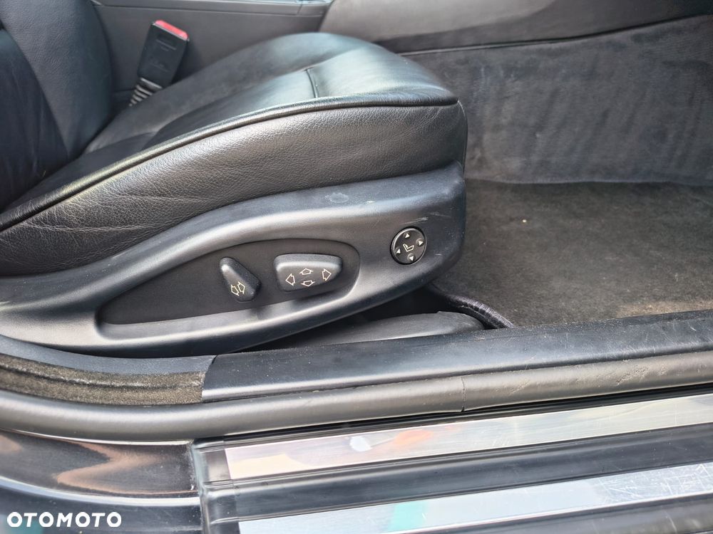 BMW Seria 3 330ix - 5
