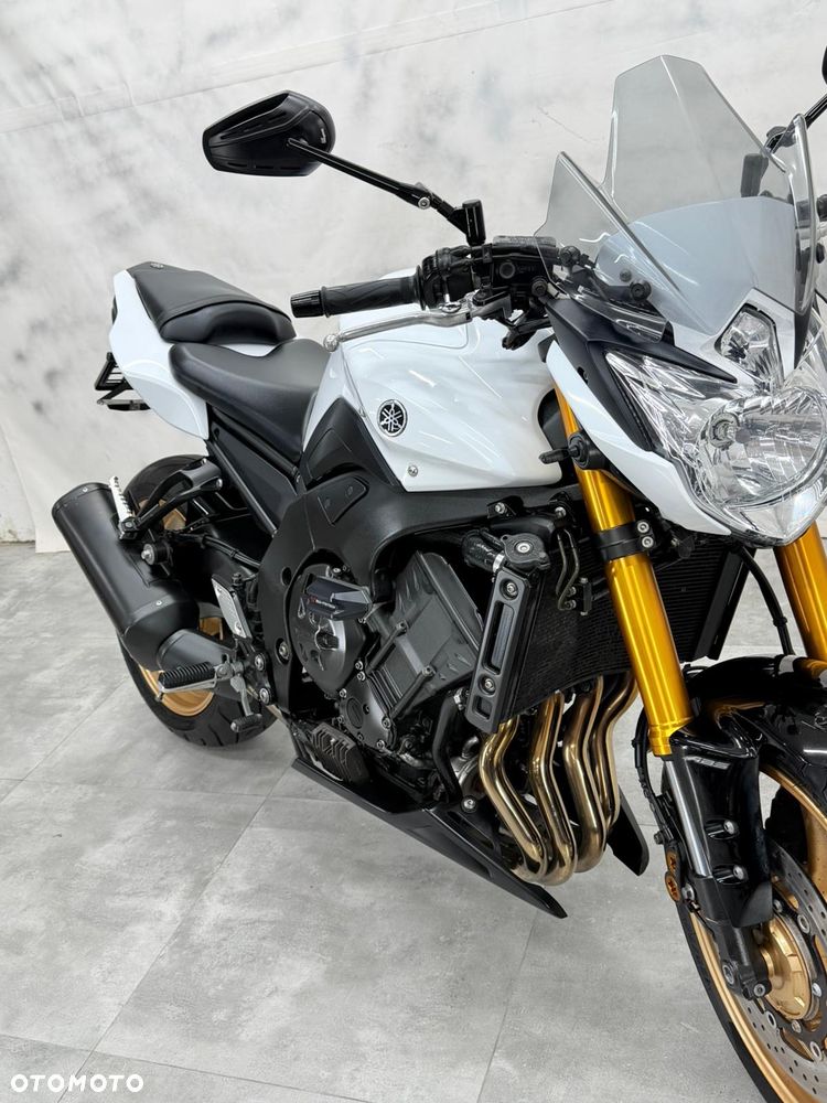 Yamaha FZ8 - 11