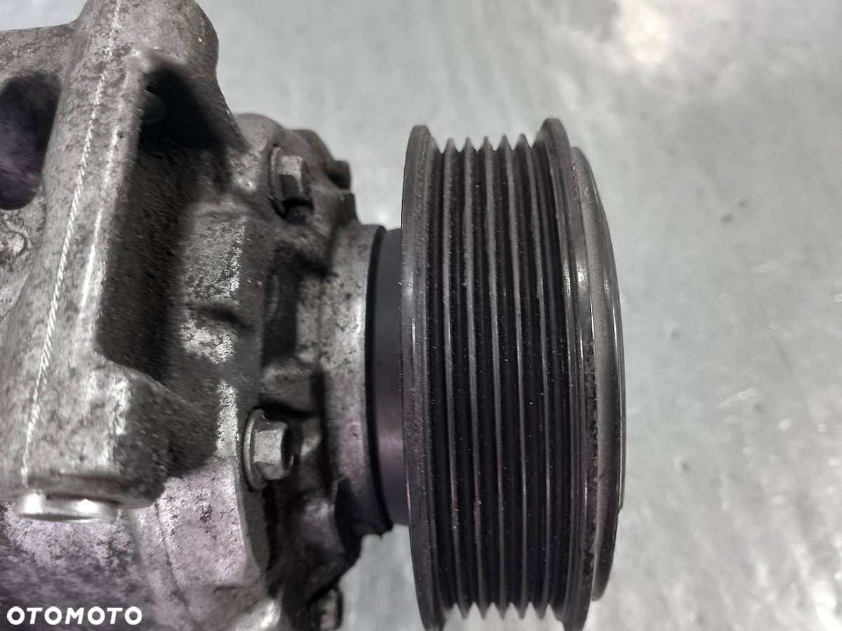 POMPA, SPRĘŻARKA KLIMATYZACJI AUDI A4 B8 1.8 TFSI - 6
