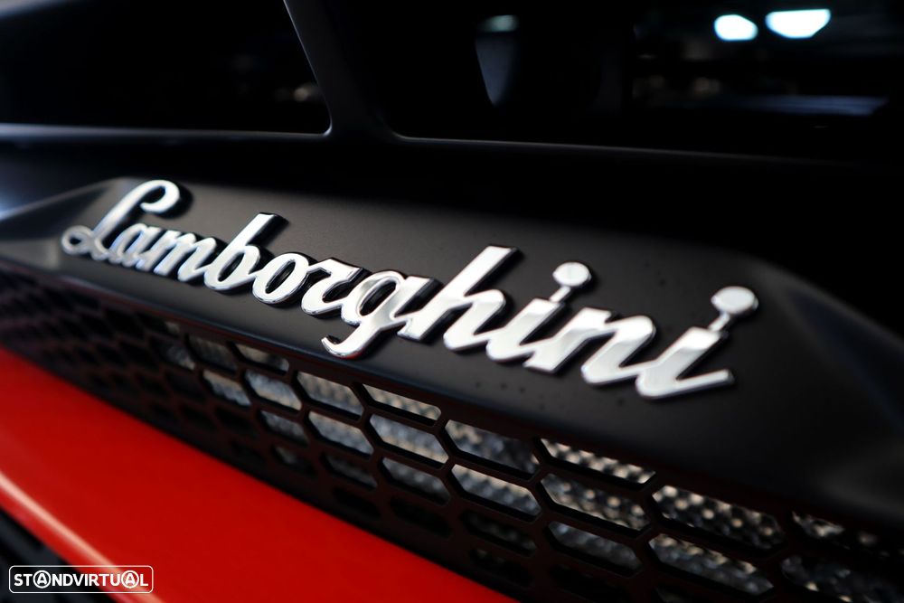 Lamborghini Huracán STO - 29