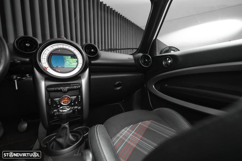 MINI Paceman Cooper D - 15