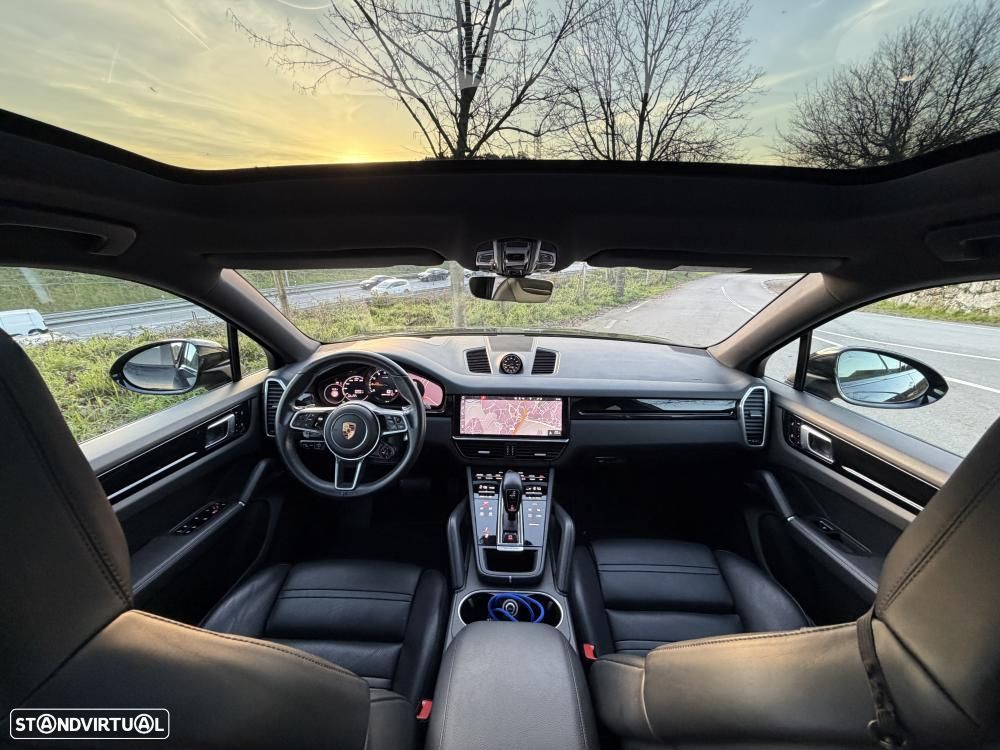 Porsche Cayenne Coupé E-Hybrid Platinum Edition - 9