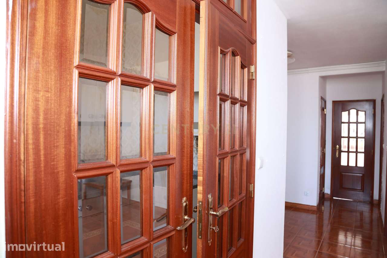 Apartamento T2+1 com Arrecadação em Cidade Nova, Sto António dos Caval - Grande imagem: 5/29