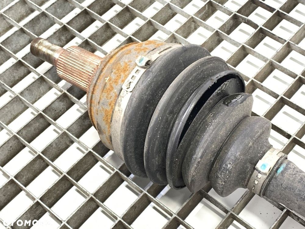 PÓŁOŚ PRAWY PRZÓD  VW CRAFTER Skrzynia (SY_, SX_) 2016 - 2022 2.0 TDI 130 kW [177 KM] olej - 3