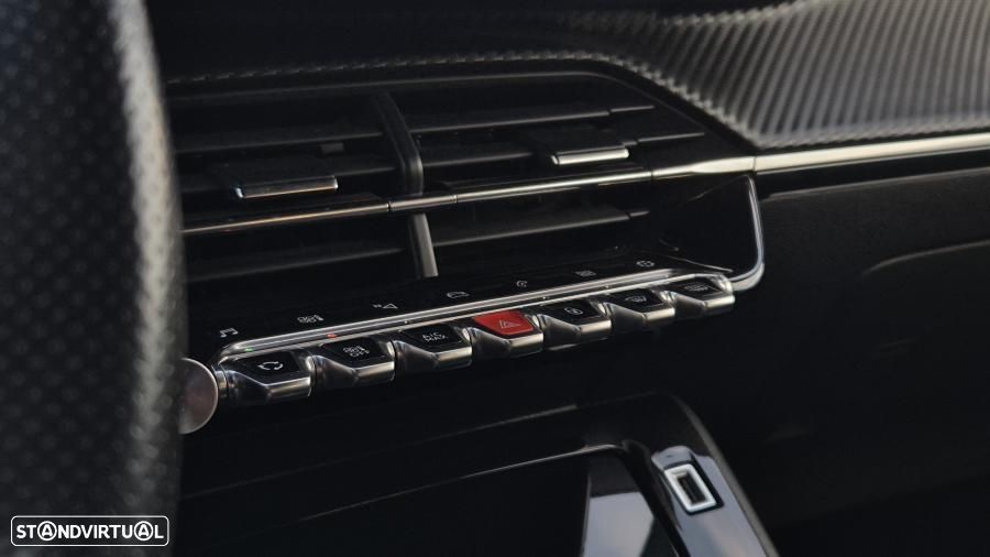 Peugeot 208 1.2 PureTech GT Line EAT8 - 31