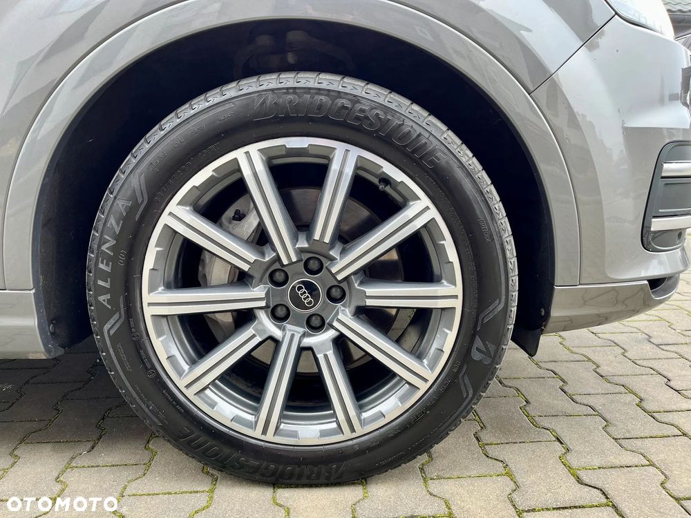 Audi Q7 - 9