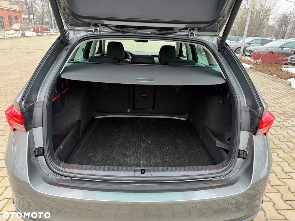 Skoda Octavia 2.0 TDI Edition 130 Essence DSG - 6