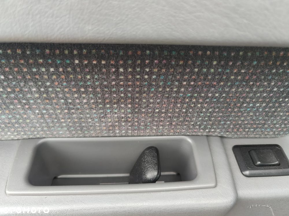 Volvo 850 2.5-20 GLT - 24