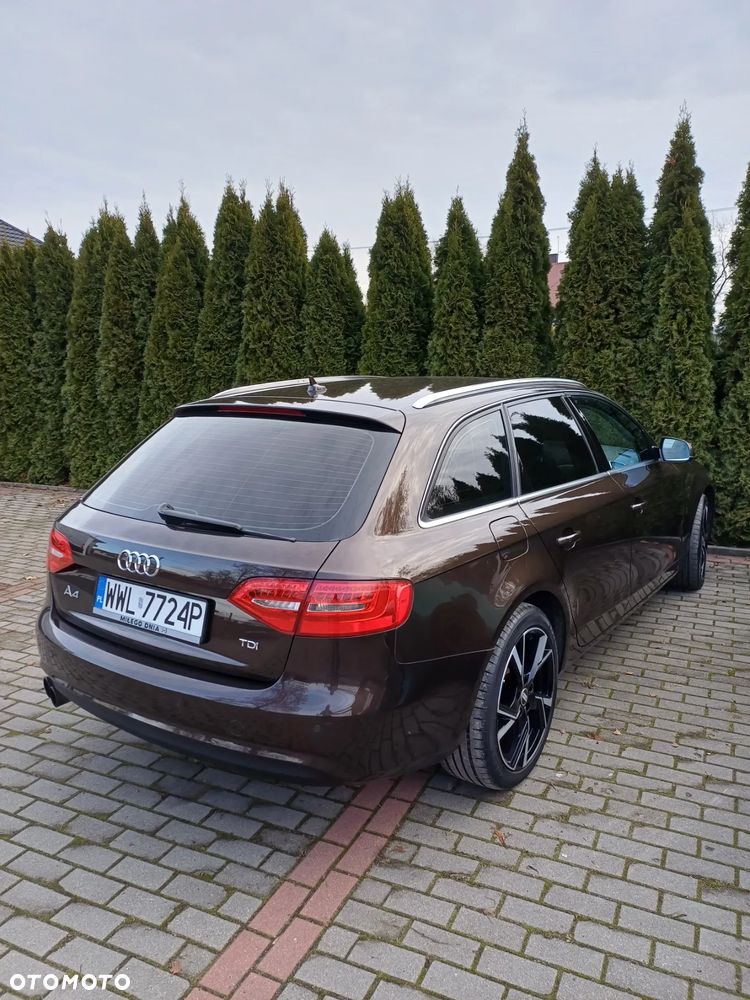 Audi A4 Avant - 4