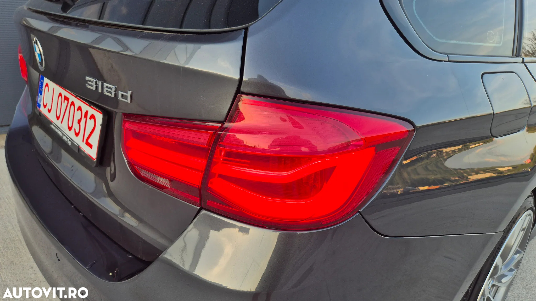 BMW Seria 3 318d Touring Aut. M Sport - 21
