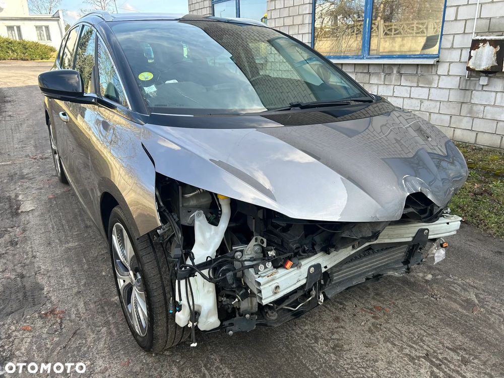 Renault Scenic - 5