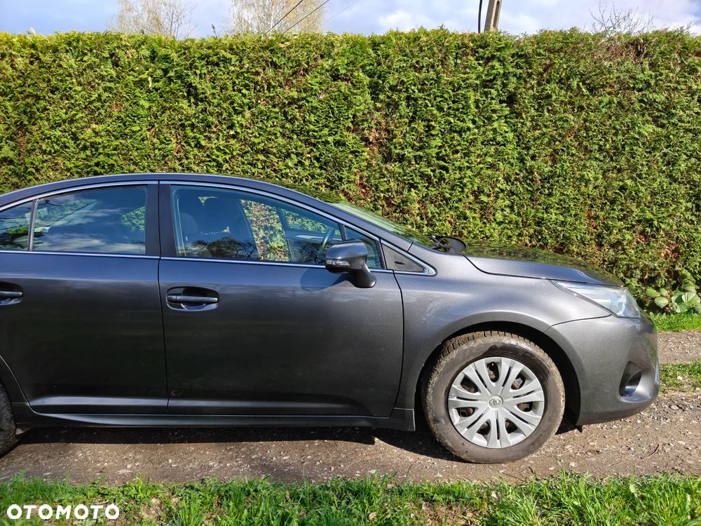 Toyota Avensis 1.6 D-4D Active - 5