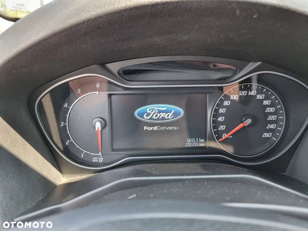 Ford Mondeo 2.0 TDCi Gold X - 9
