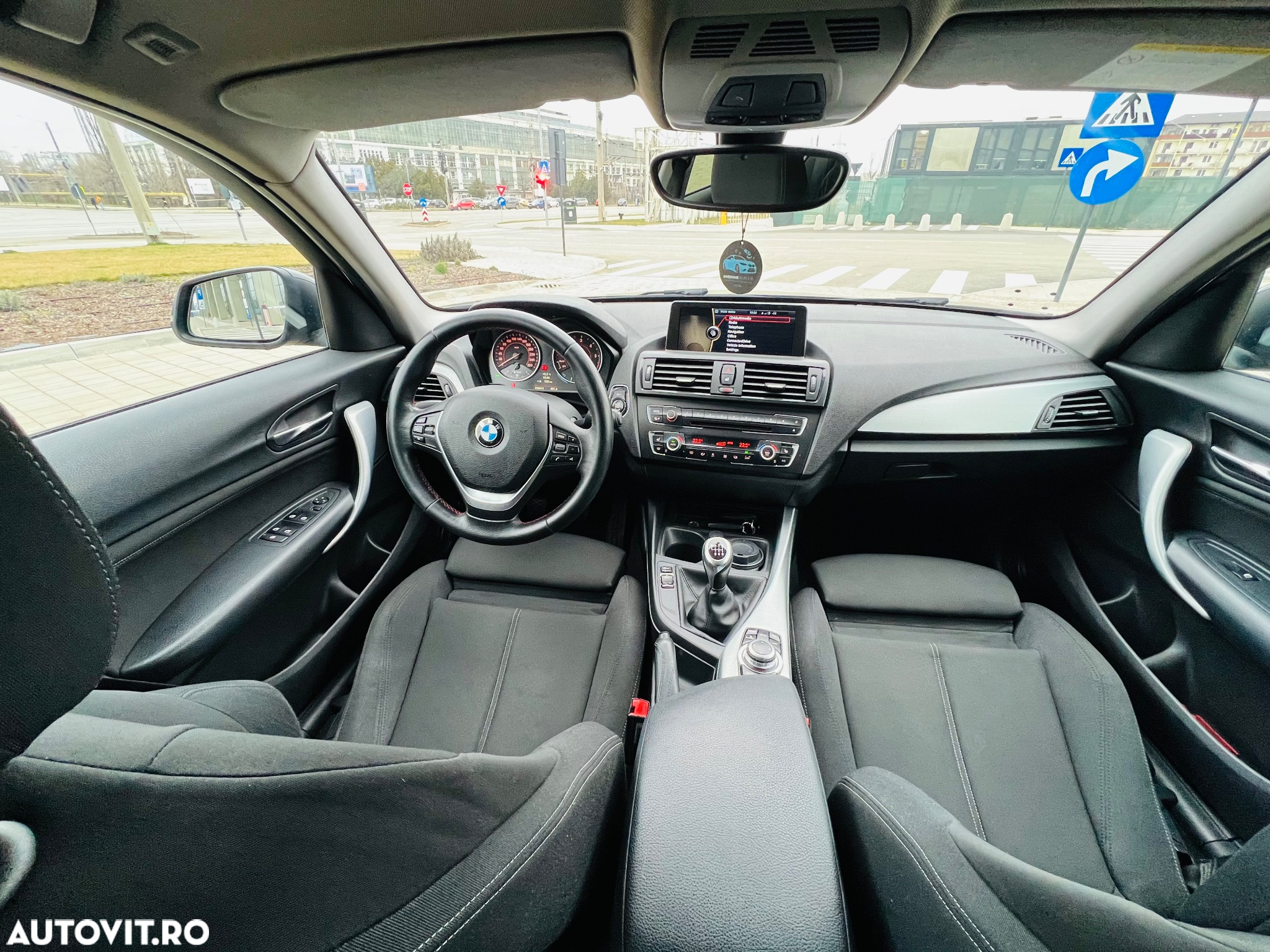 BMW Seria 1 118d Sport Line - 5