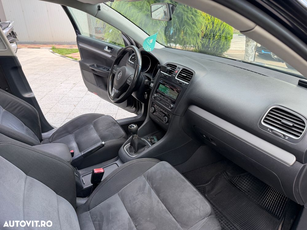 Volkswagen Golf 1.6 TDI BlueMotion Technology Comfortline - 19