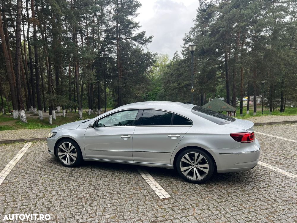 Volkswagen Passat CC - 11