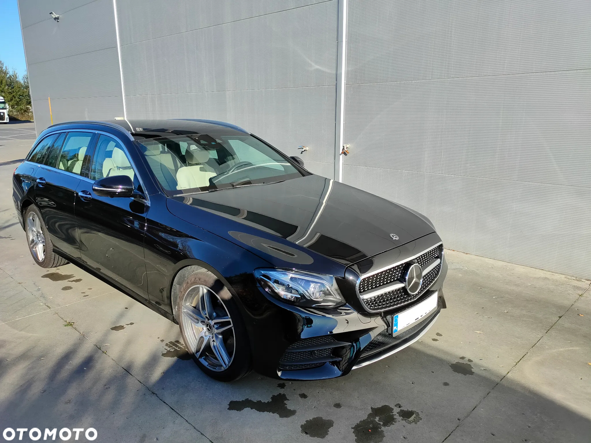 Mercedes-Benz Klasa E 450 4Matic T 9G-TRONIC AMG Line - 13