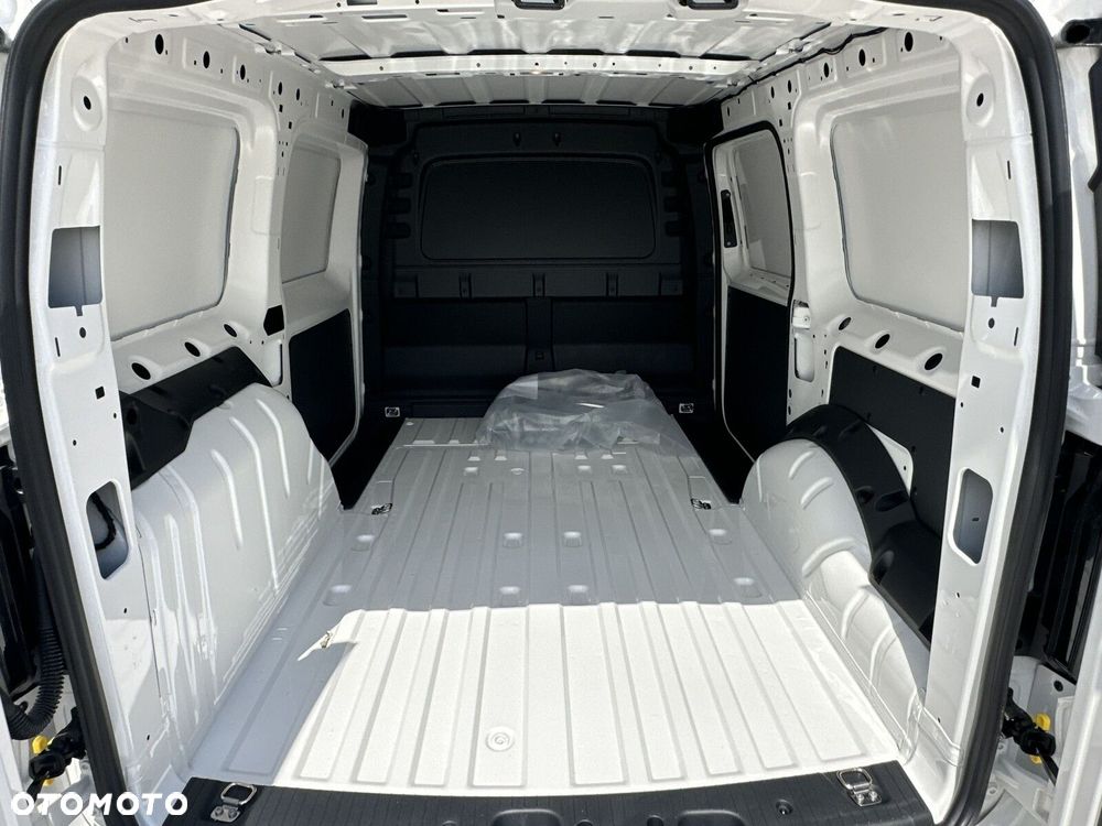 Volkswagen Caddy - 18