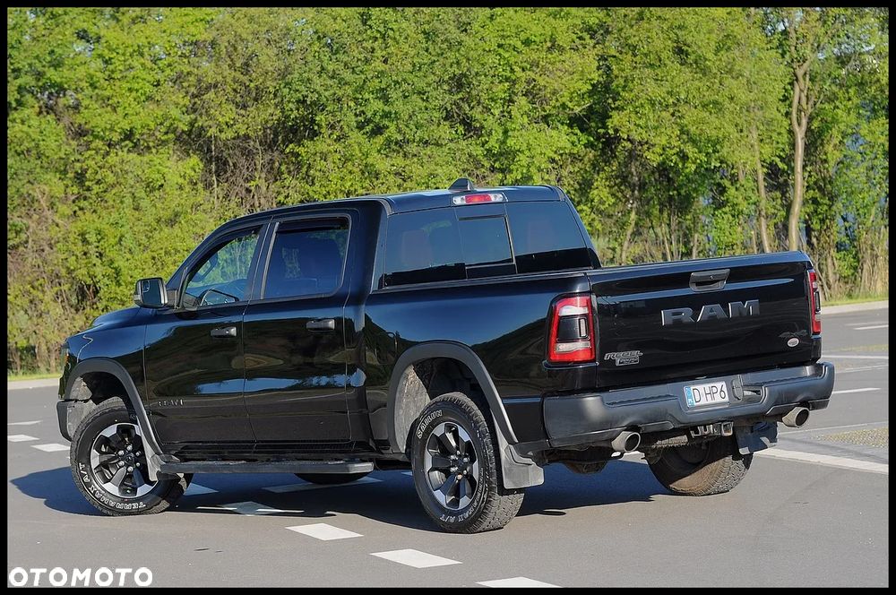 Dodge RAM - 4