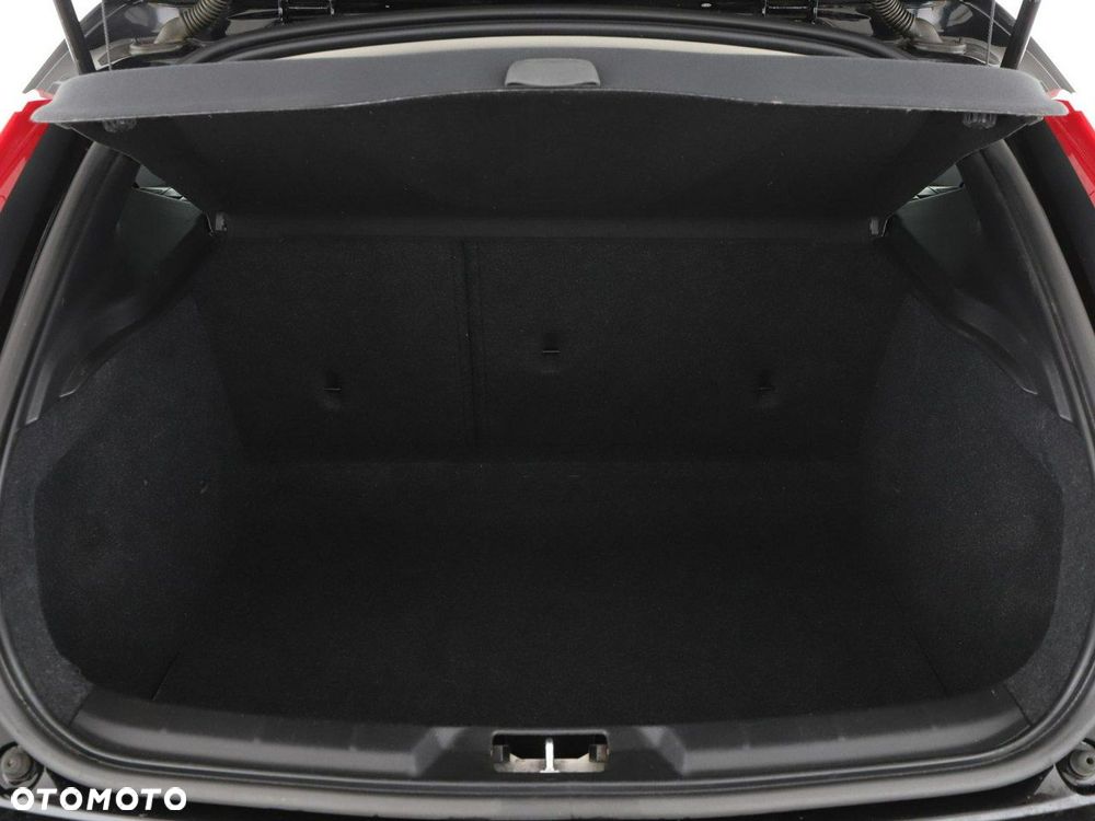 Volvo V40 T2 Drive-E Momentum - 20