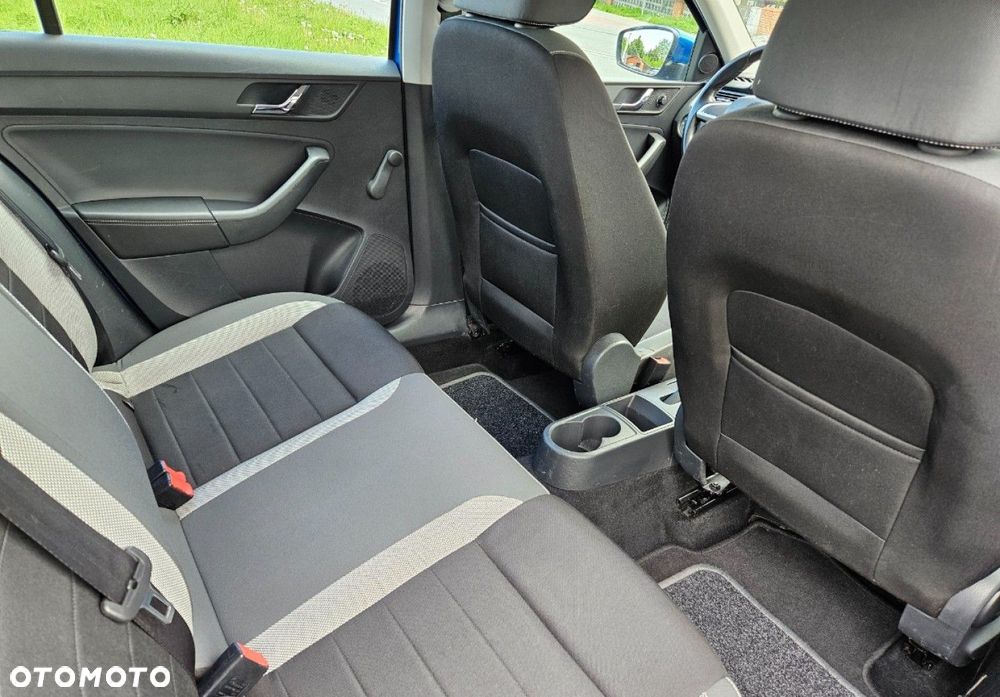 Skoda RAPID - 11