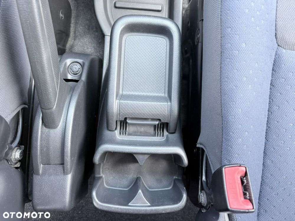 Nissan NV200 Combi Basic - 6