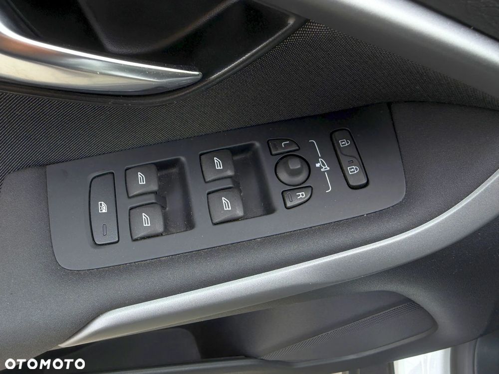 Volvo V40 Cross Country D3 Summum - 22