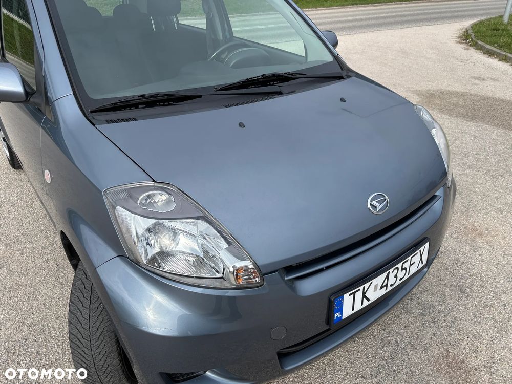 Daihatsu Sirion 1.3 - 3