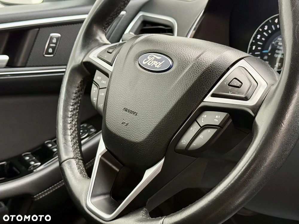 Ford S-Max 2.0 EcoBlue Titanium - 15