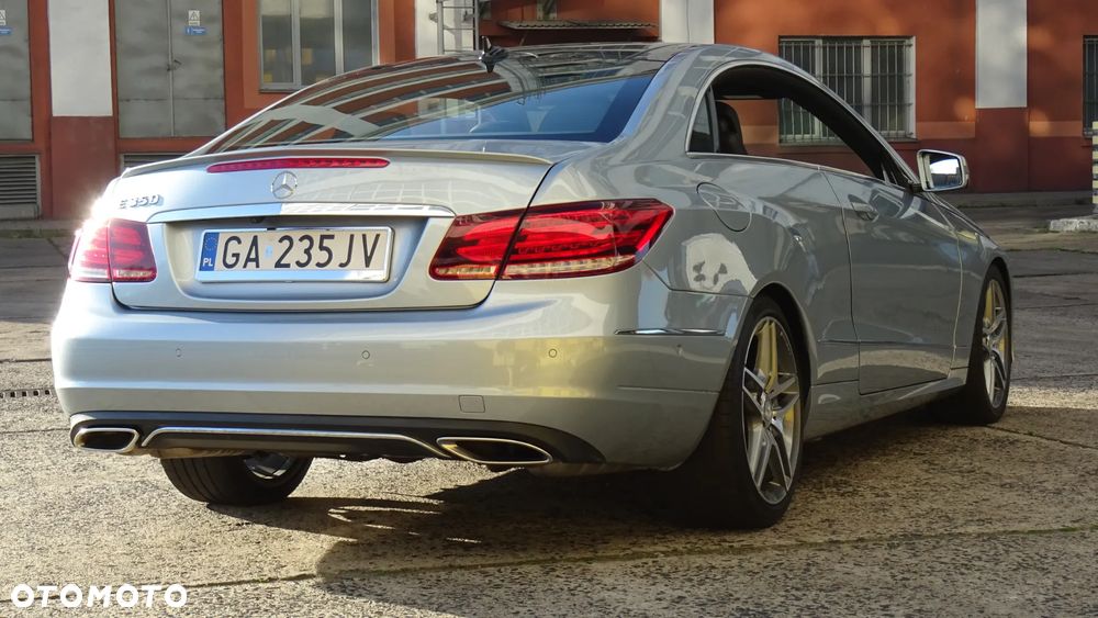 Mercedes-Benz Klasa E 350 4Matic 7G-TRONIC - 30