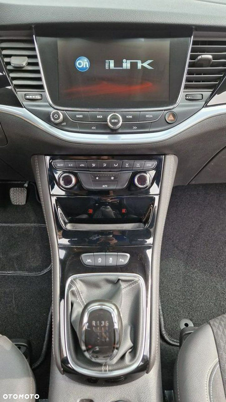 Opel Astra - 24