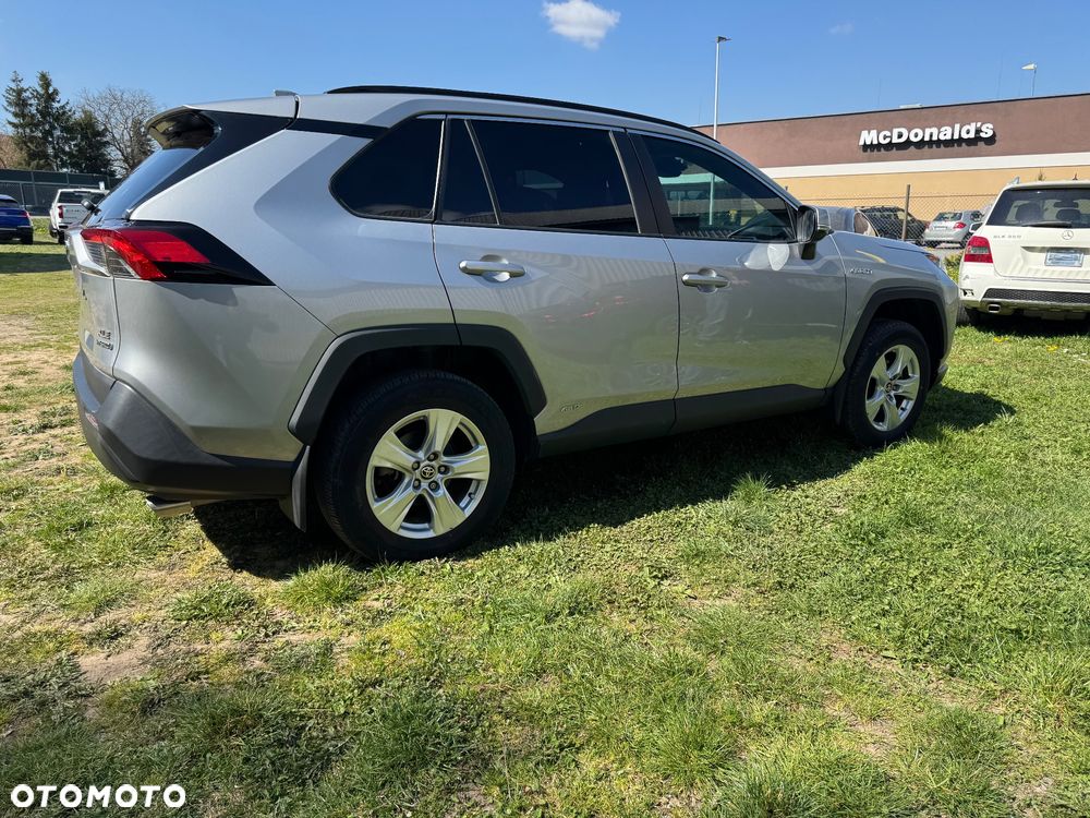 Toyota RAV4 - 11