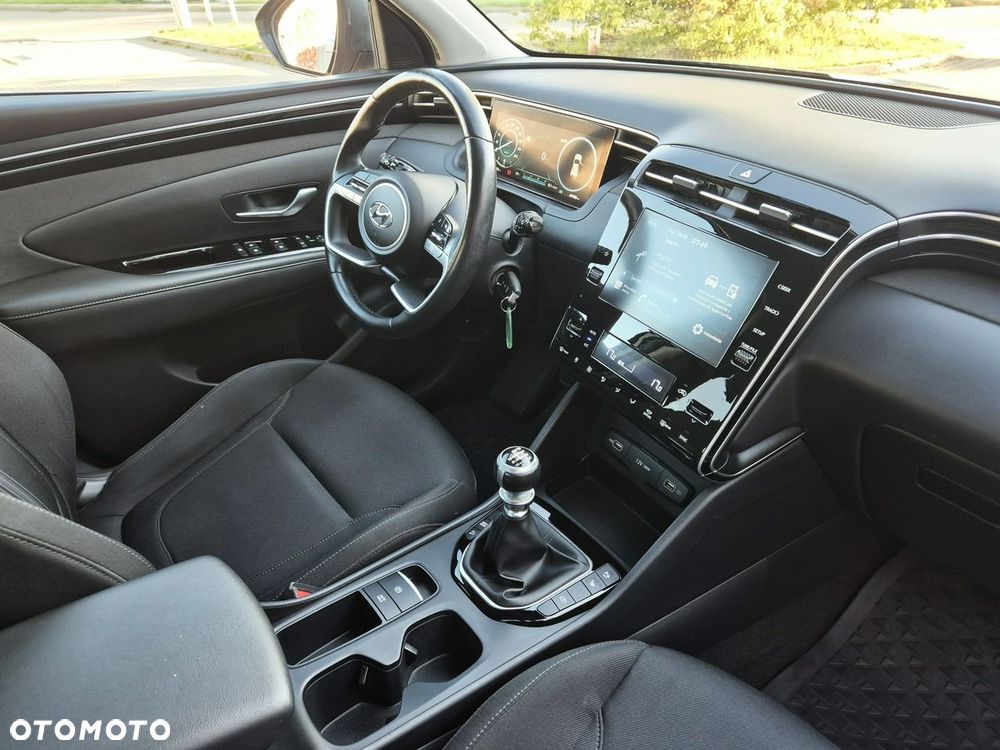 Hyundai Tucson 1.6 T-GDi Smart 2WD - 27