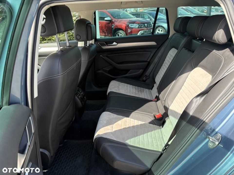 Volkswagen Passat - 7