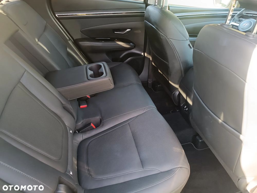 Hyundai Tucson - 16