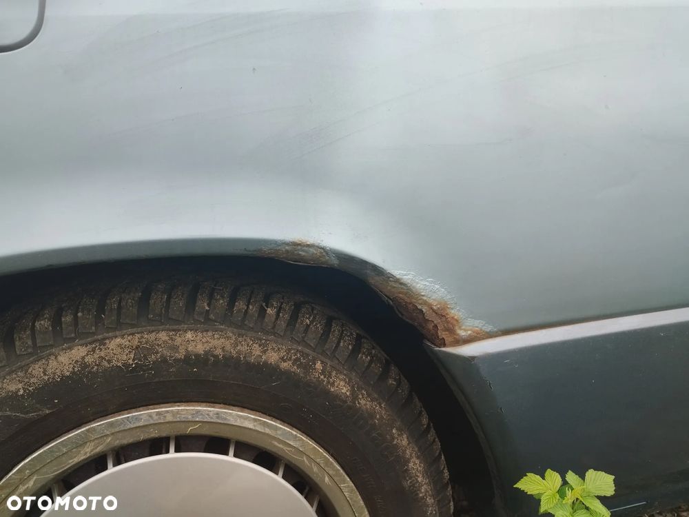 Mercedes-Benz W124 (1984-1993) - 10