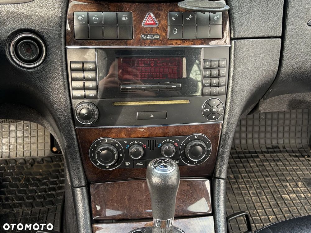 Mercedes-Benz CLK 200 Kompressor Automatik Elegance - 25