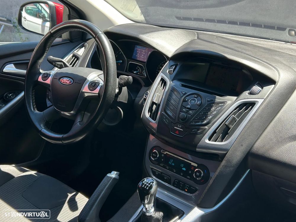 Ford Focus 1.0 EcoBoost 99g S&S Titanium - 22