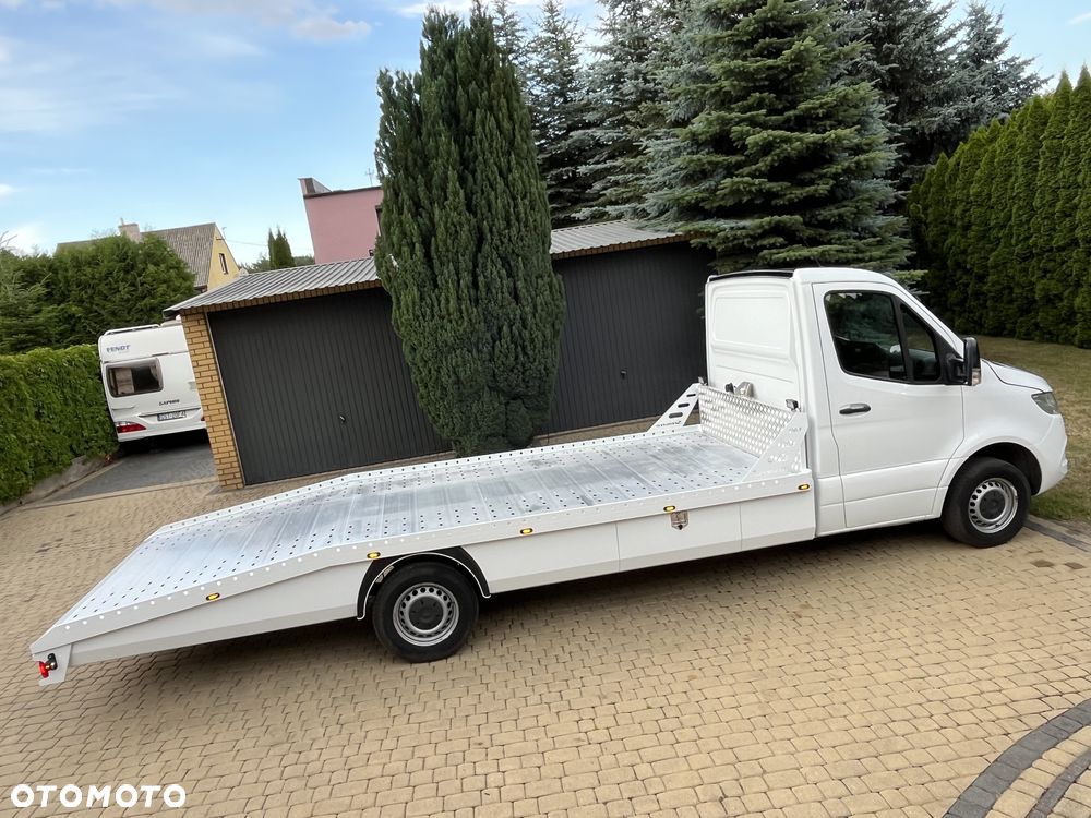 Mercedes-Benz Sprinter - 27